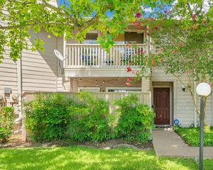 3605 Tanglewilde Street 3605, Houston, TX 77063