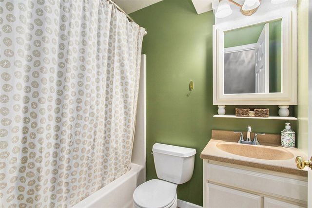 32282 Pinedale Lane, Gobles, MI 49055