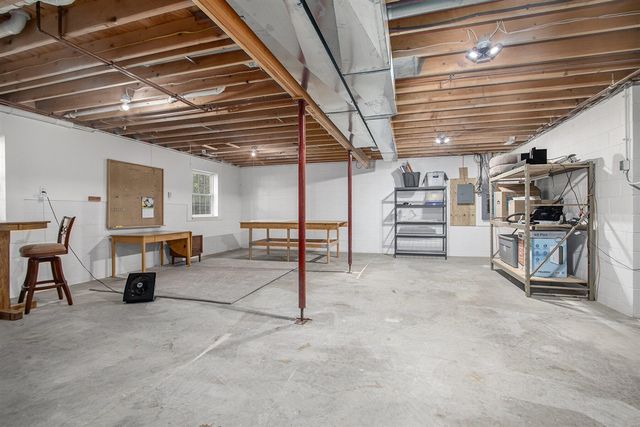 32282 Pinedale Lane, Gobles, MI 49055