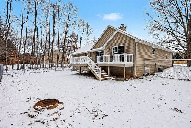 32282 Pinedale Lane, Gobles, MI 49055