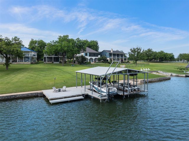 1002 Pecan CIR, Marble Falls, TX 78654