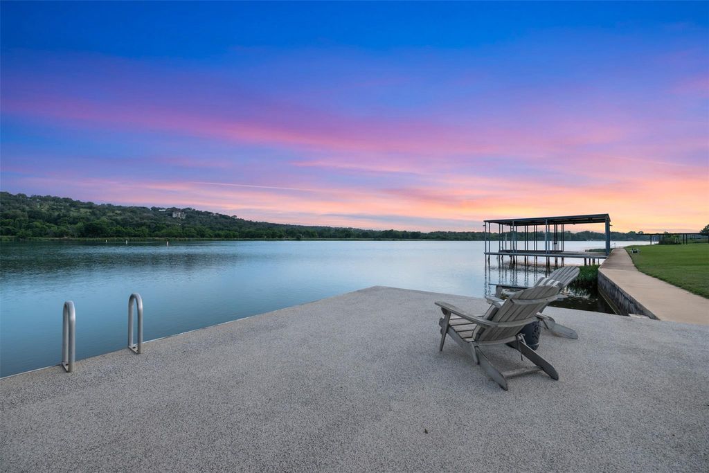 1002 Pecan CIR, Marble Falls, TX 78654