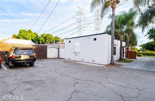 8995 Victoria Avenue, South Gate, CA 90280