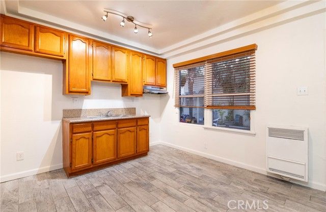 8995 Victoria Avenue, South Gate, CA 90280