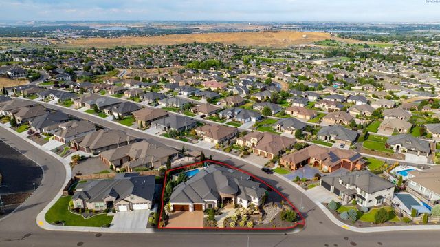 1953 Gala Way, Richland, WA 99352