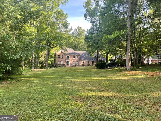5279 Rocky Hill Drive SW, Lilburn, GA 30047