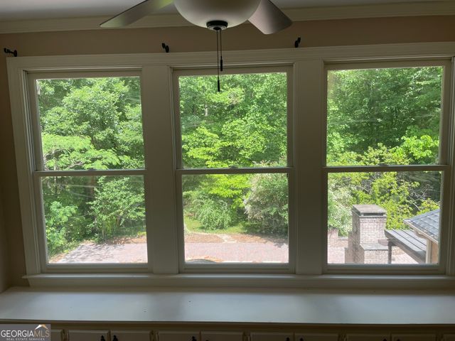 5279 Rocky Hill Drive SW, Lilburn, GA 30047