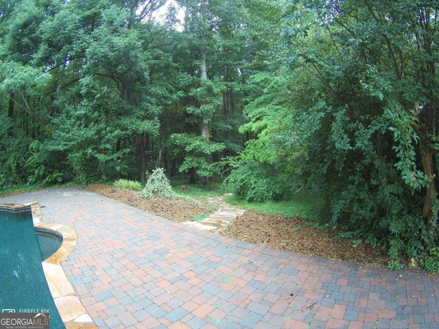 5279 Rocky Hill Drive SW, Lilburn, GA 30047