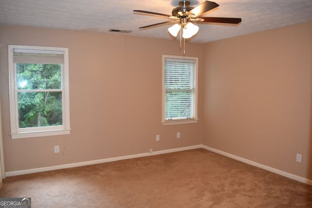 5279 Rocky Hill Drive SW, Lilburn, GA 30047