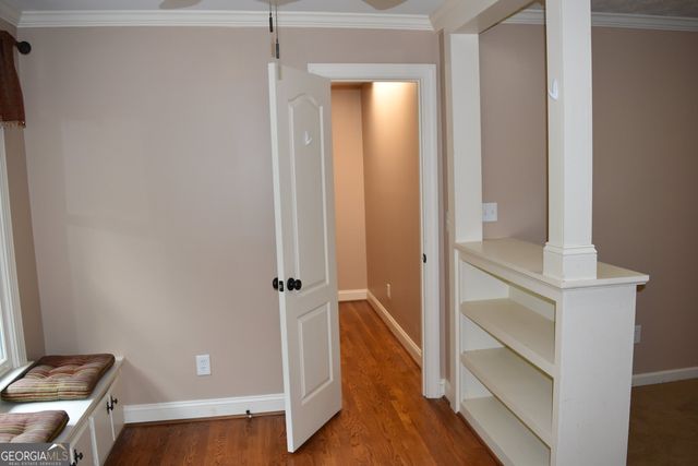 5279 Rocky Hill Drive SW, Lilburn, GA 30047