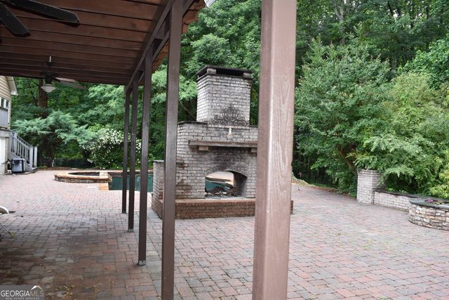 5279 Rocky Hill Drive SW, Lilburn, GA 30047