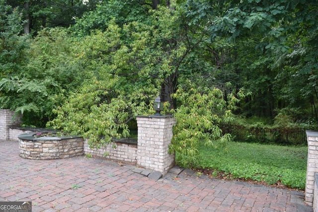 5279 Rocky Hill Drive SW, Lilburn, GA 30047