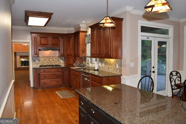 5279 Rocky Hill Drive SW, Lilburn, GA 30047