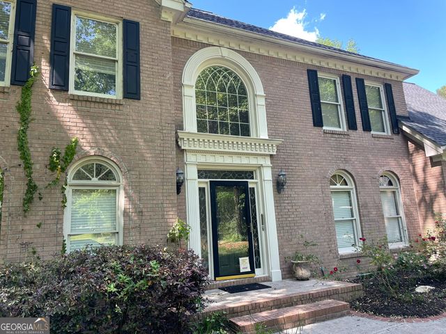 5279 Rocky Hill Drive SW, Lilburn, GA 30047