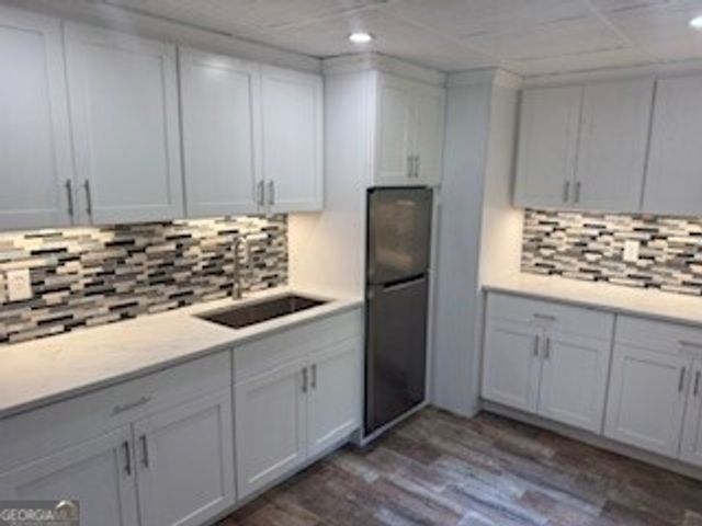 5279 Rocky Hill Drive SW, Lilburn, GA 30047