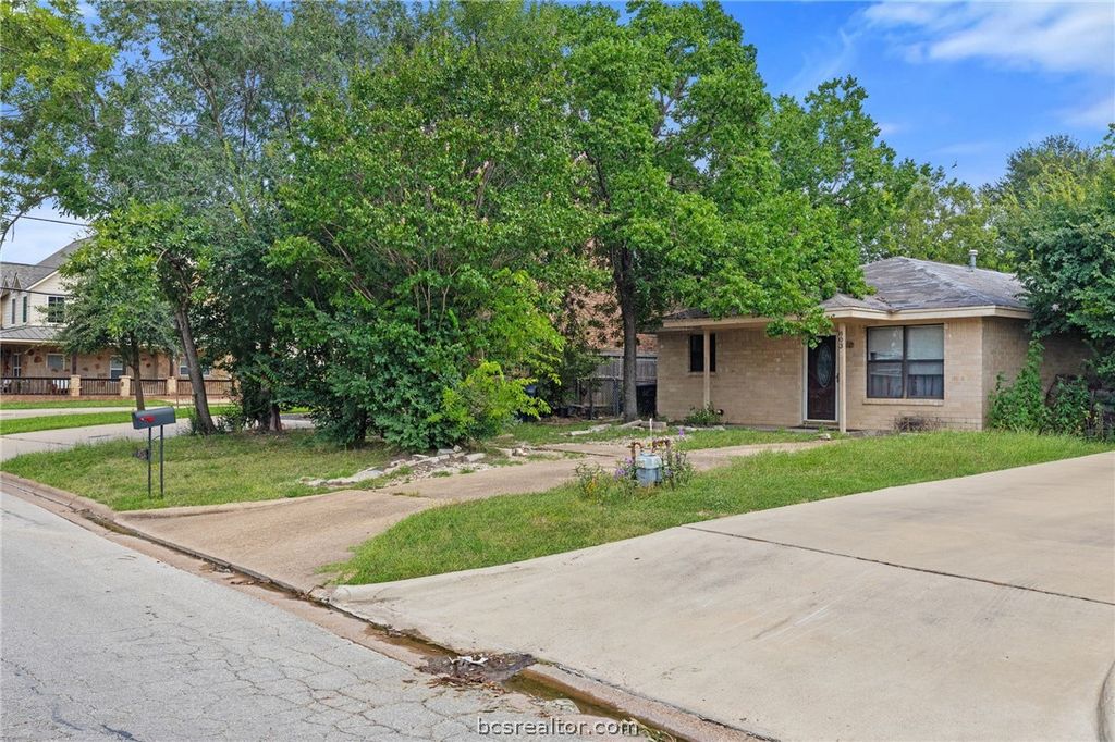 803 Fairview Avenue, College Station, TX 77840 — photo 4