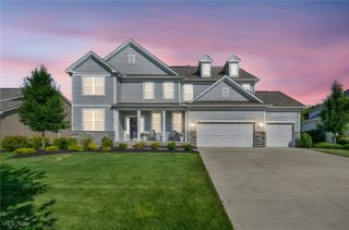 201 Harvester Drive, Copley, OH 44321
