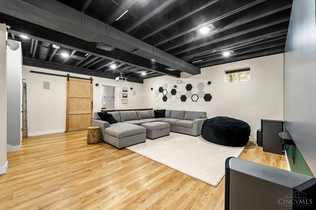 8074 Taffy Drive, West Chester, OH 45069