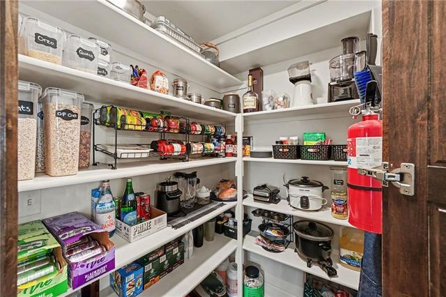 203 E Woodland Avenue, Lone Jack, MO 64070