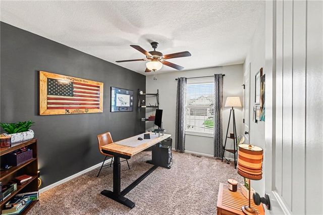 203 E Woodland Avenue, Lone Jack, MO 64070