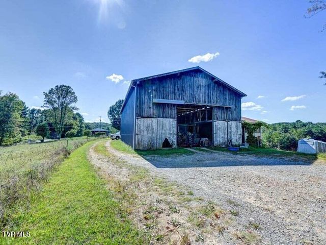 5200 Greene Mountain Road, Greeneville, TN 37743