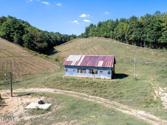 5200 Greene Mountain Road, Greeneville, TN 37743
