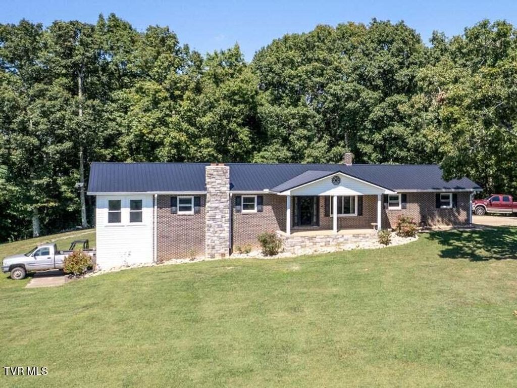 5200 Greene Mountain Road, Greeneville, TN 37743