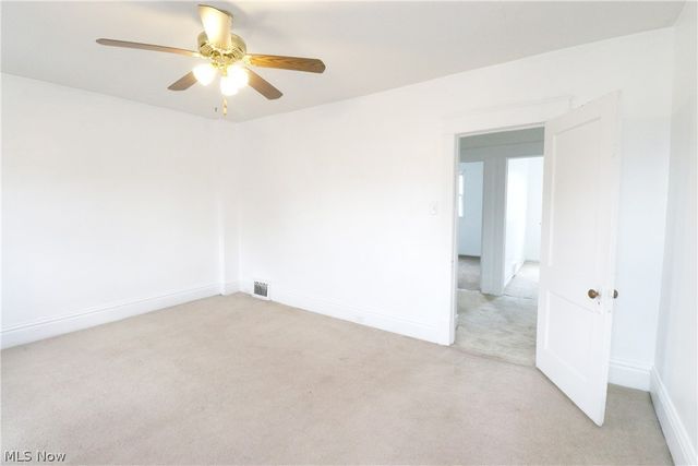 1302 Oregon Avenue, Steubenville, OH 43952