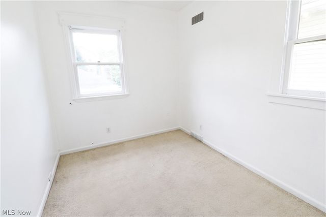 1302 Oregon Avenue, Steubenville, OH 43952