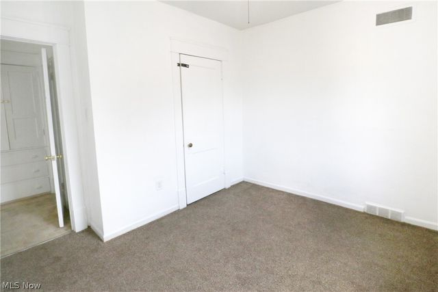 1302 Oregon Avenue, Steubenville, OH 43952