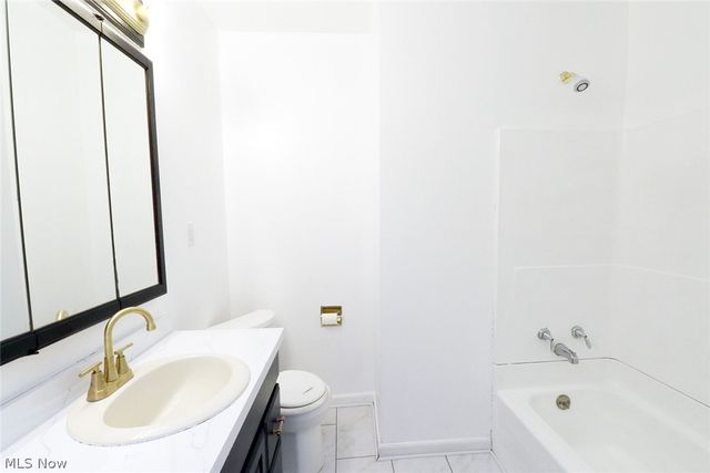 1302 Oregon Avenue, Steubenville, OH 43952