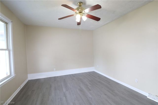 1302 Oregon Avenue, Steubenville, OH 43952
