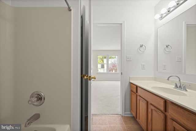 2828 GRAYBILL CT, New Windsor, MD 21776