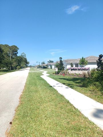 173 RIVER FRONT WAY, Edgewater, FL 32141