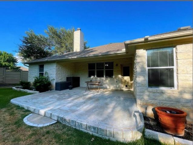 101 S Gadwall LN, Cedar Park, TX 78613