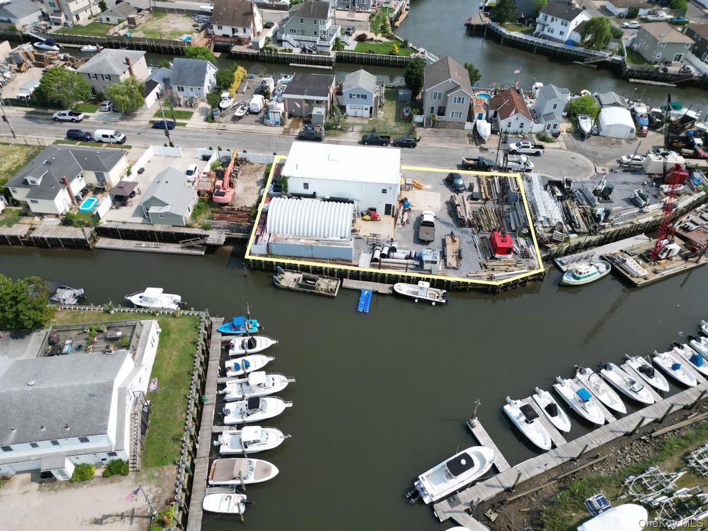 150 Cary Place, Freeport, NY 11520 — exterior