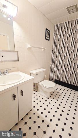 1009 FLAGTREE LN, Baltimore, MD 21208