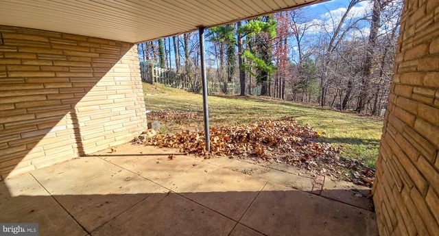 1009 FLAGTREE LN, Baltimore, MD 21208