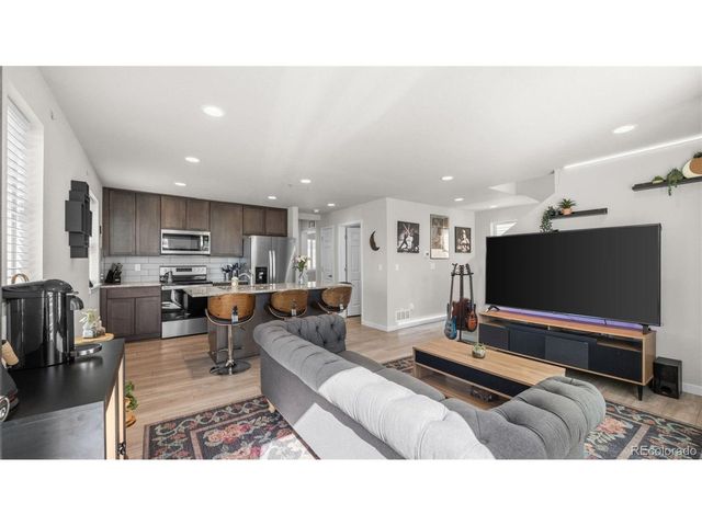 5872 Thurless Ln, Colorado Springs, CO 80927