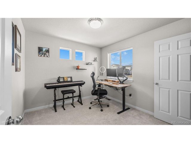 5872 Thurless Ln, Colorado Springs, CO 80927