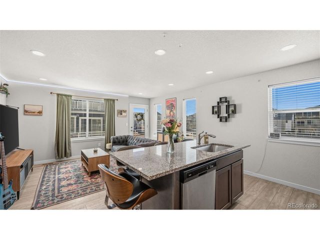 5872 Thurless Ln, Colorado Springs, CO 80927