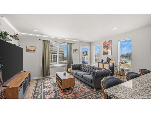 5872 Thurless Ln, Colorado Springs, CO 80927