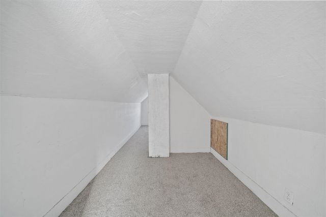 319 W North Street, Jackson, MI 49202