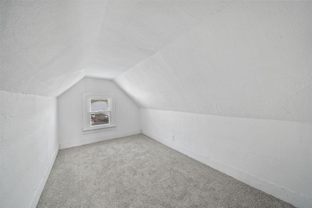 319 W North Street, Jackson, MI 49202