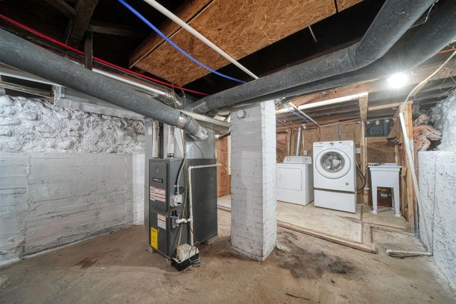 319 W North Street, Jackson, MI 49202