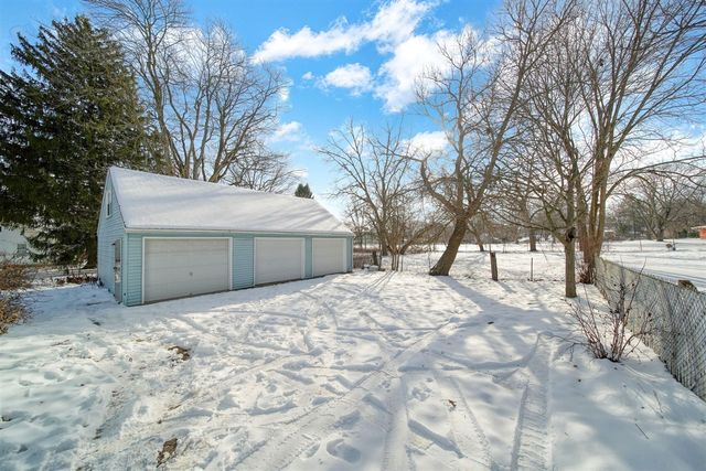 319 W North Street, Jackson, MI 49202