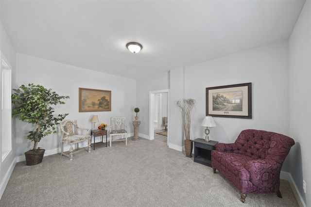 319 W North Street, Jackson, MI 49202