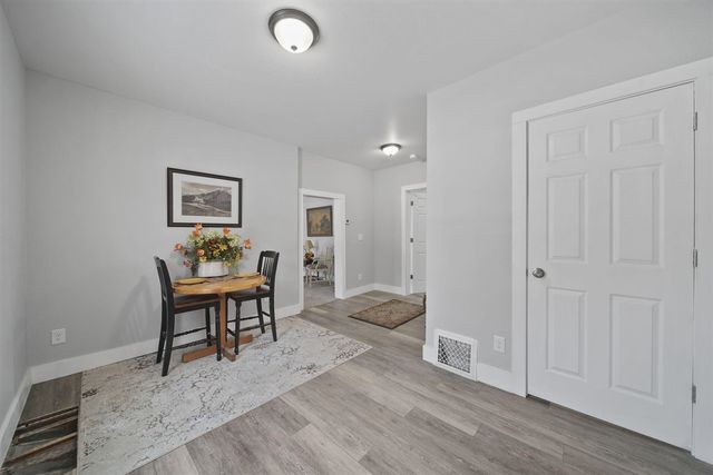 319 W North Street, Jackson, MI 49202