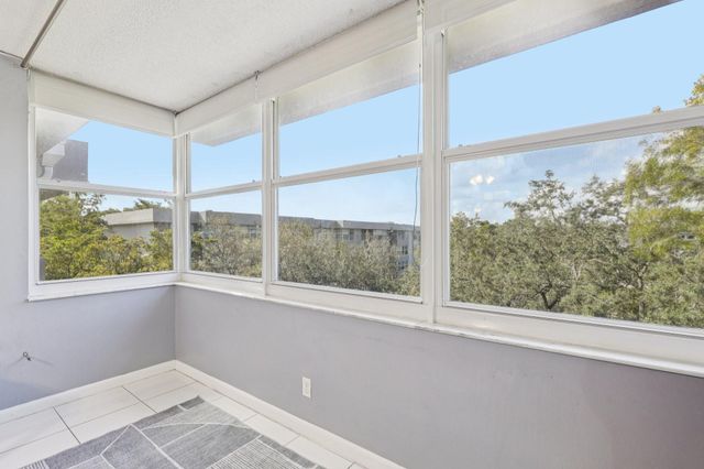 6500 Cypress Rd 508, Plantation, FL 33317