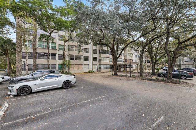 6500 Cypress Rd 508, Plantation, FL 33317